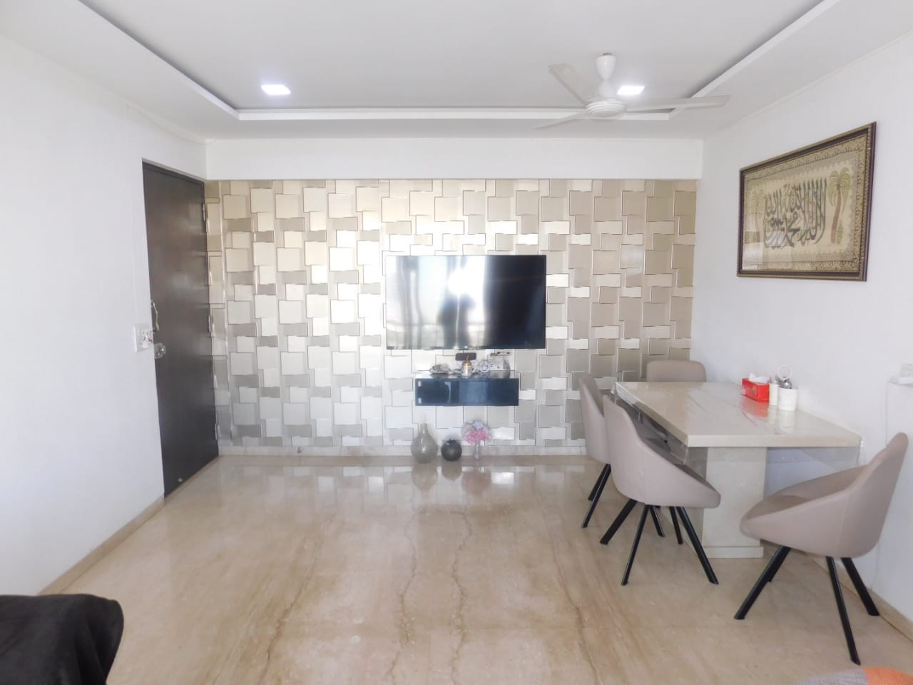 3 BHK Semi Furnished in Neminath Luxeria , Andheri West